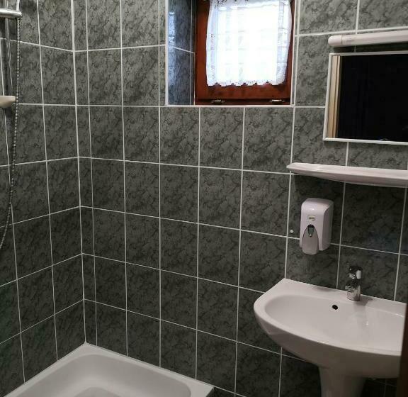 Номер Стандарт, Szűts Panzió