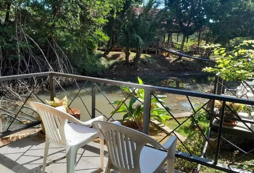 Comfort Kolmen Hengen Huone, Chanchaolao Beach Resort