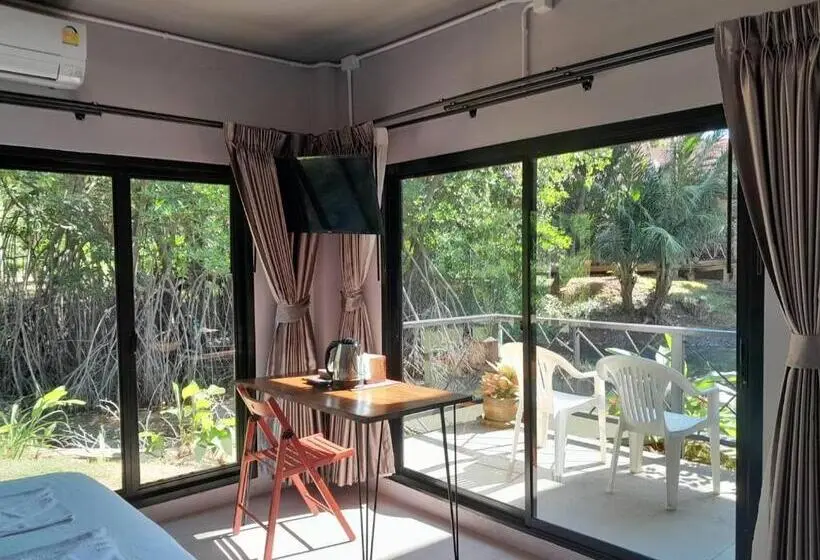 Comfort Kolmen Hengen Huone, Chanchaolao Beach Resort