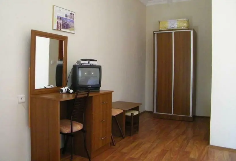 Standard-huone, Aşıkoğlu