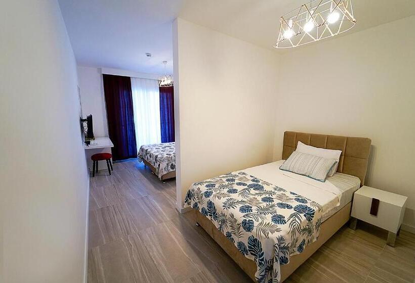 سوییت با چشمانداز باغ, Tepehan By özkul