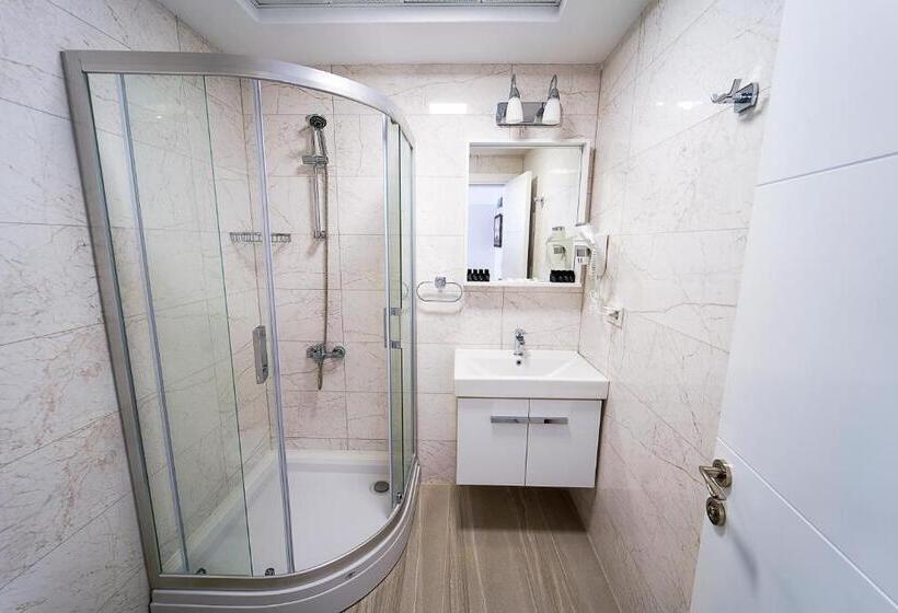 اتاق لوکس, Tepehan By özkul