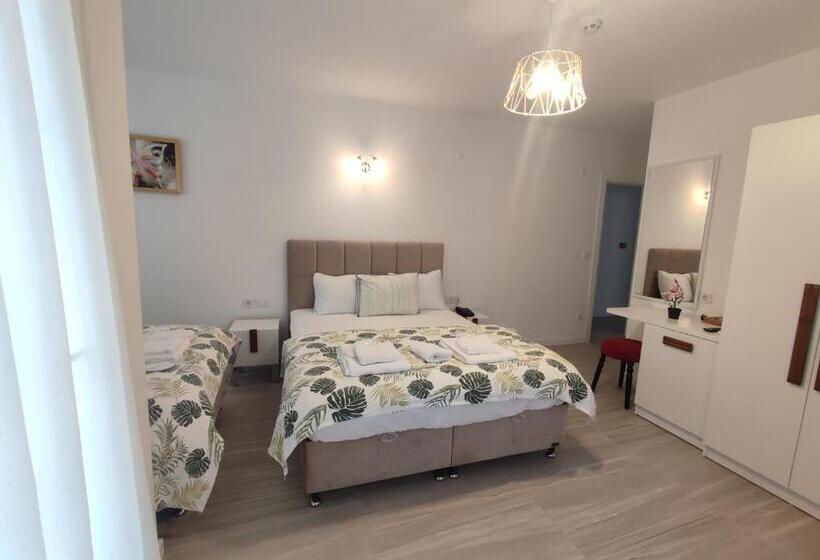 اتاق لوکس با چشمانداز دریا, Tepehan By özkul