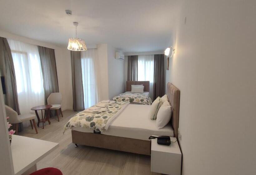 اتاق لوکس با چشمانداز دریا, Tepehan By özkul