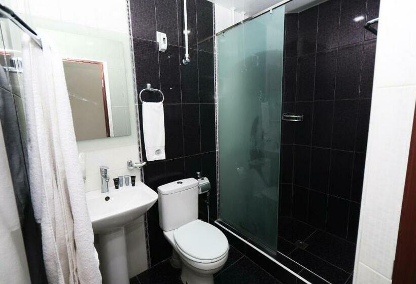 اتاق استاندارد, Tigran Mets Yerevan