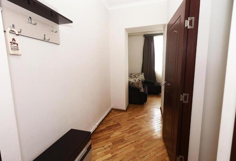 سوییت, Tigran Mets Yerevan