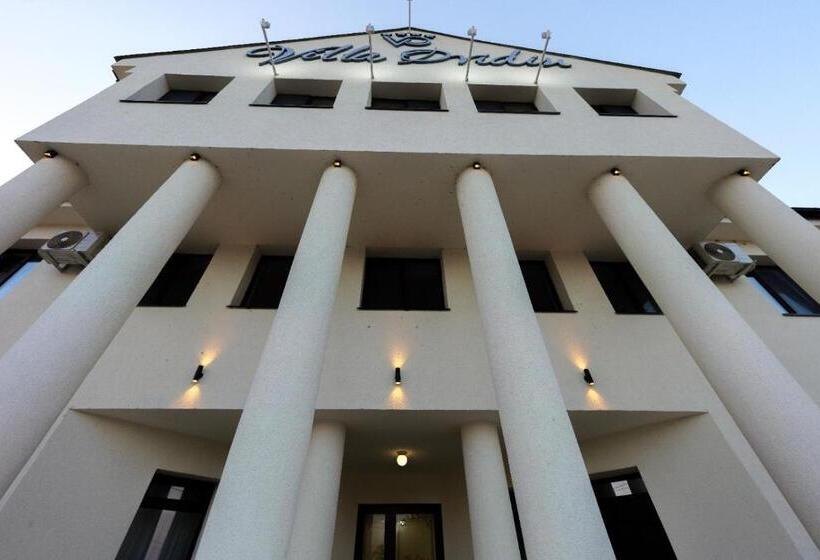 غرفة قياسية, Villa Ovidiu