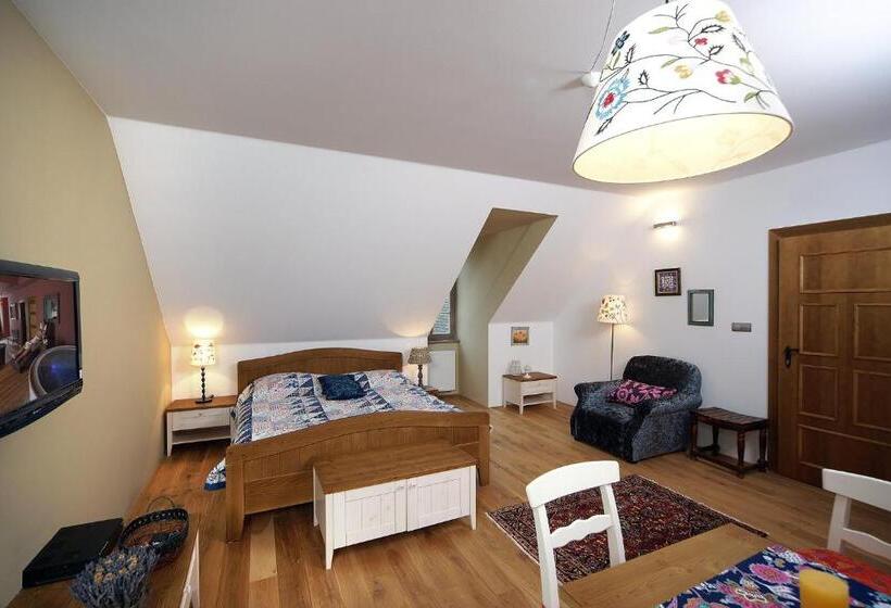 סוויטת ג'וניור, Wellness Hotel Boží Oko