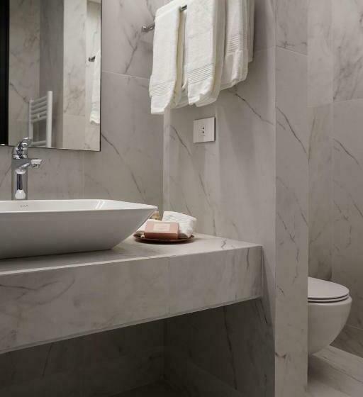 سوییت جونیور با بالکن, Votre