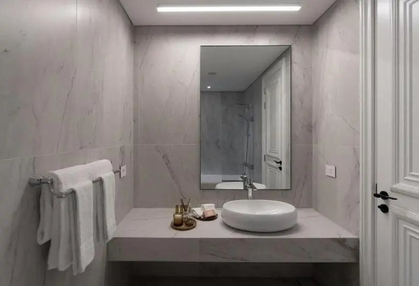 اتاق اکونومی, Votre