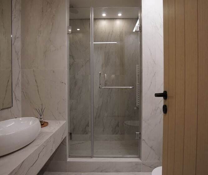 اتاق سوپریور, Votre