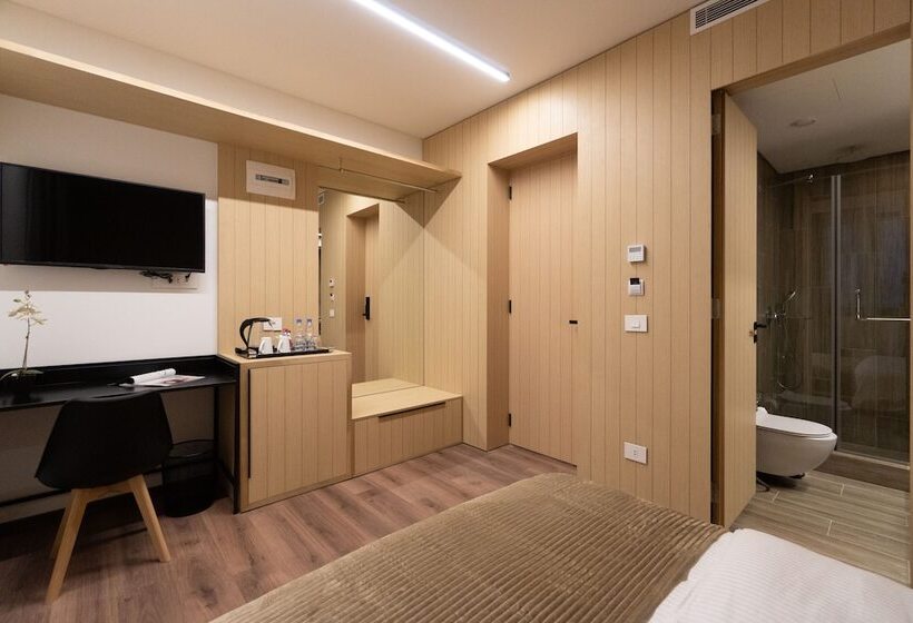 اتاق اکونومی, Votre