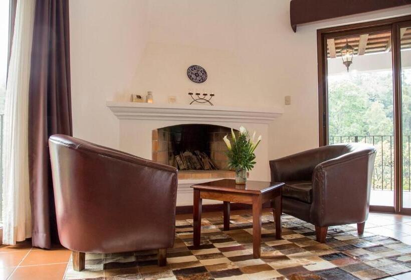 سوییت جونیور, Boutique Y Restaurante Panisté