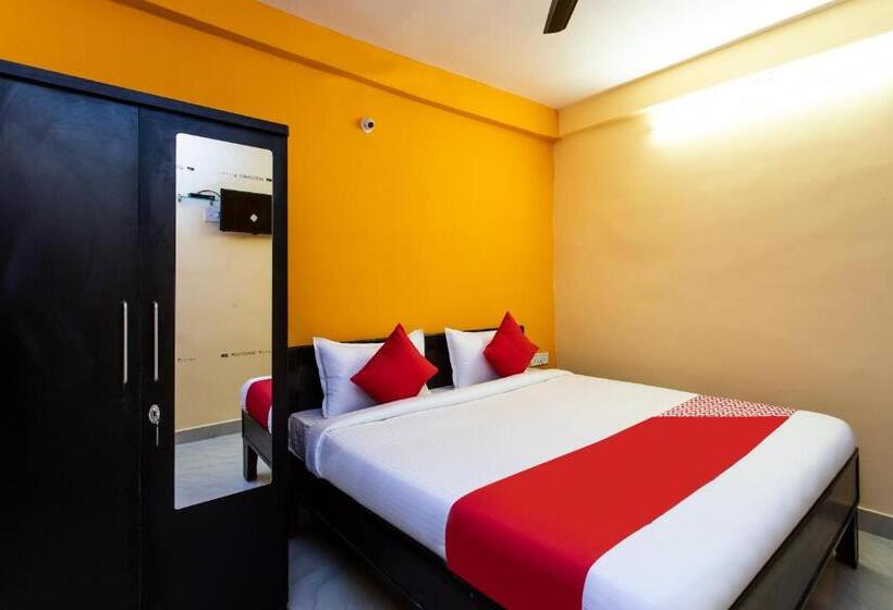 Трехместный Номер Классика, Decision By Oyo Rooms