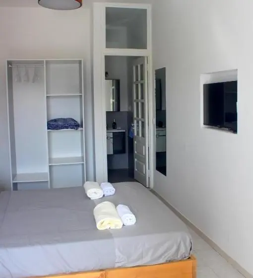 اتاق استاندارد با بالکن و چشم‌انداز دریا, A Paz Residence