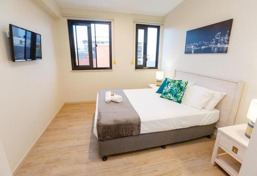 스탠다드 룸, Global Backpackers Cairns