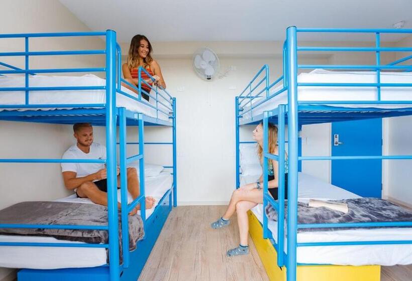 سرير فى غرفة مشتركه, Global Backpackers Cairns