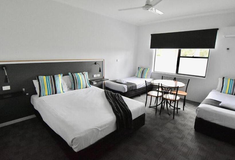 اتاق خانوادگی, Ballina Homestead Motel