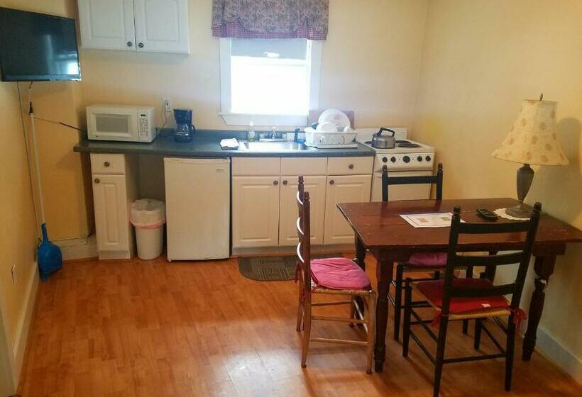 Дом 1 Спальня, Bartlett Inn