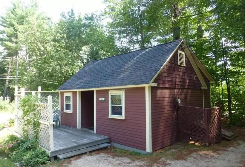 １ベッドルームハウス, Bartlett Inn