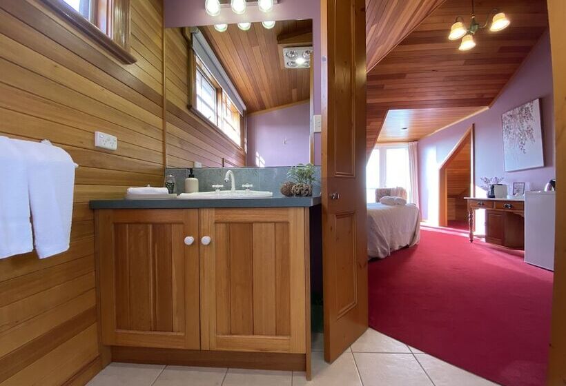 전망 스위트, Hanlon Guest House