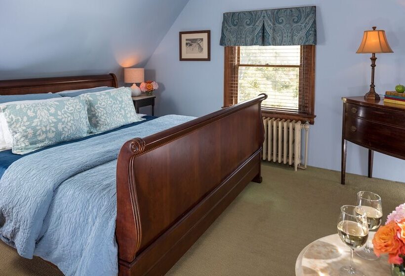 침실 2개 스위트, Manor House Inn
