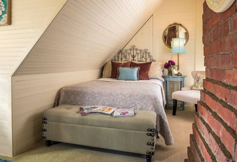 디럭스 룸, Manor House Inn