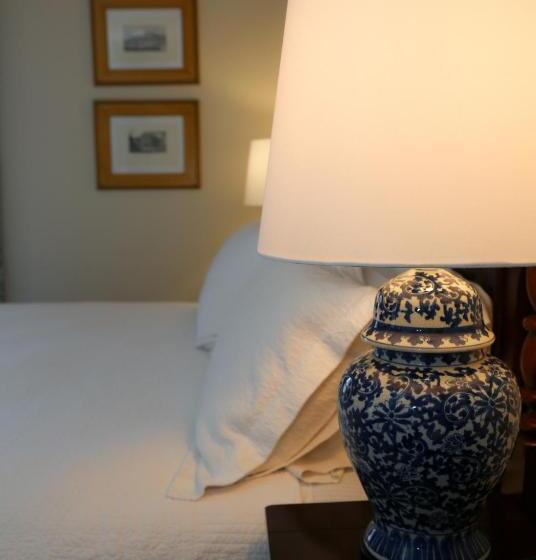 스탠다드 룸 킹사이즈 침대, Marshall Slocum Inn