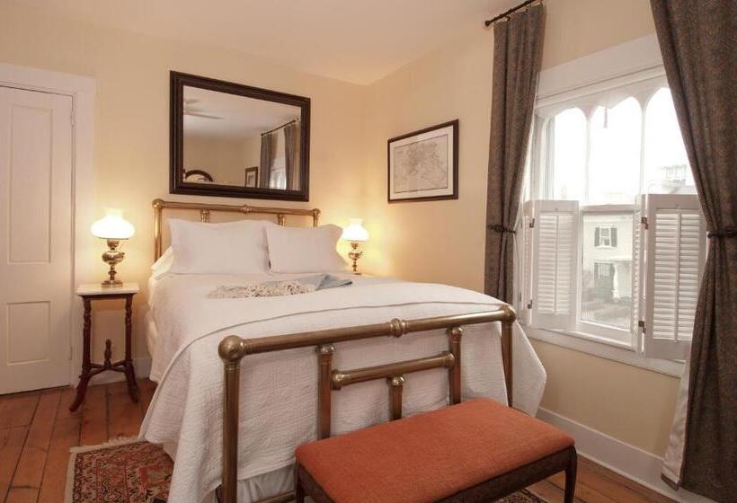 수피리어 룸, Marshall Slocum Inn