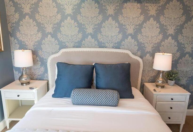 اتاق استاندارد با تخت دو نفره بزرگ, Serenity Inn Newport