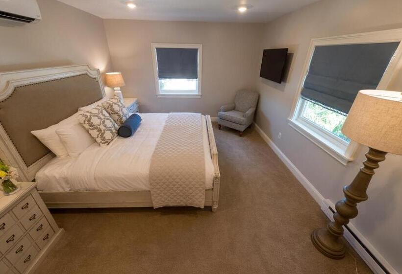 اتاق استاندارد با تخت بزرگ, Serenity Inn Newport