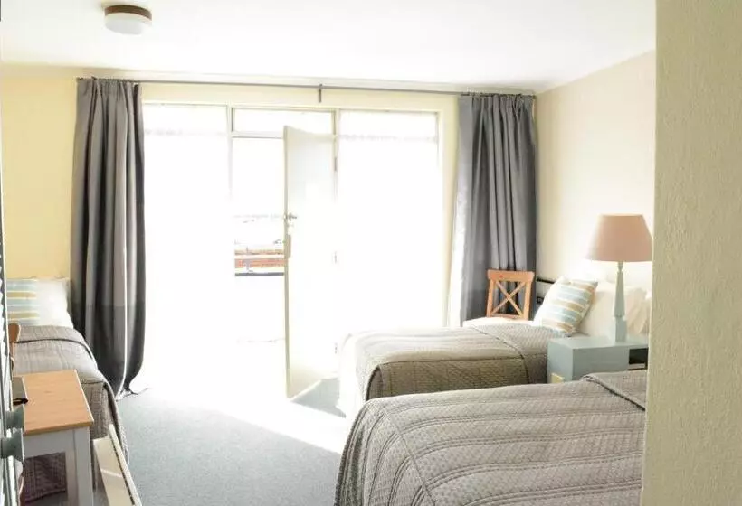 اتاق کلاسیک سه تخته, Burnie Airport Motel