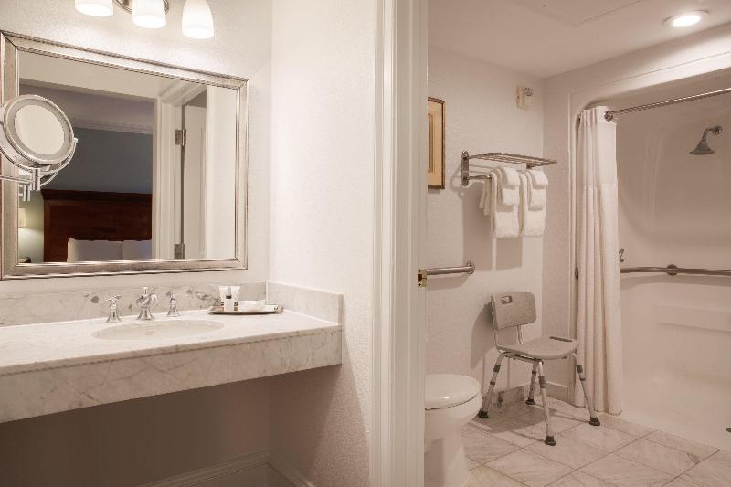 キングサイズベッドのデラックスルーム, Burnie Airport Motel