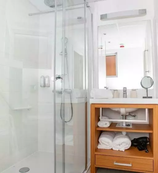 地上階のクラシックルーム, Best Western Arcachon Le Port