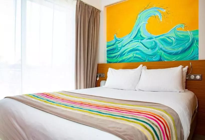 Classic room with balcony, Best Western Arcachon Le Port