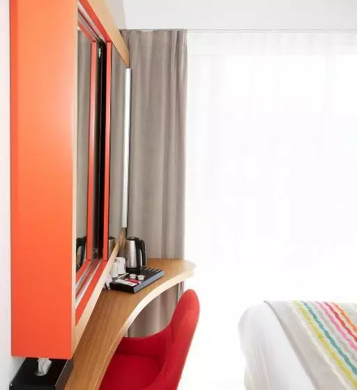 Classic room with balcony, Best Western Arcachon Le Port