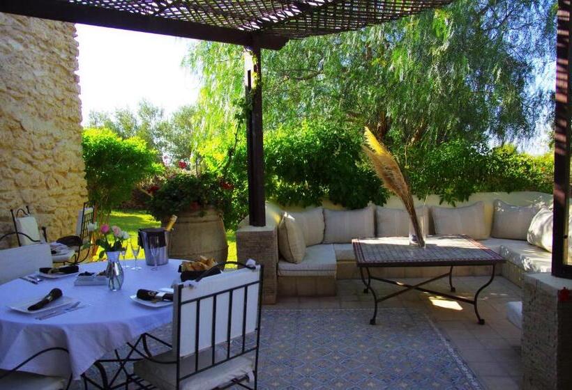 וילה עם חדר שינה אחד ובריכת שחיה, Essaouira Lodge