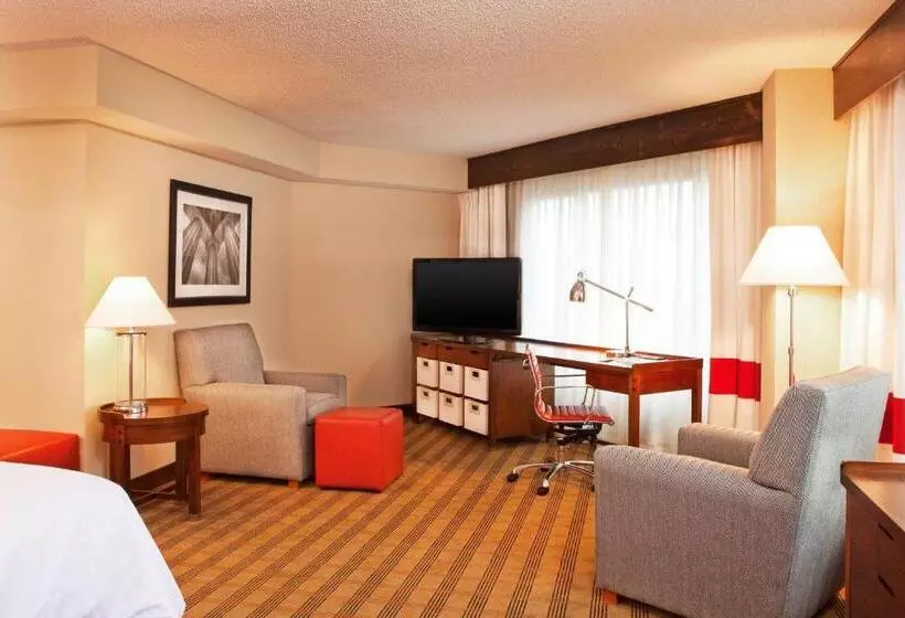 キングサイズベッドのスタンダードルーム, Sheraton Nashville Brentwood