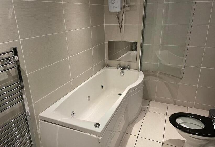 غرفة قياسية, Glazert Country House