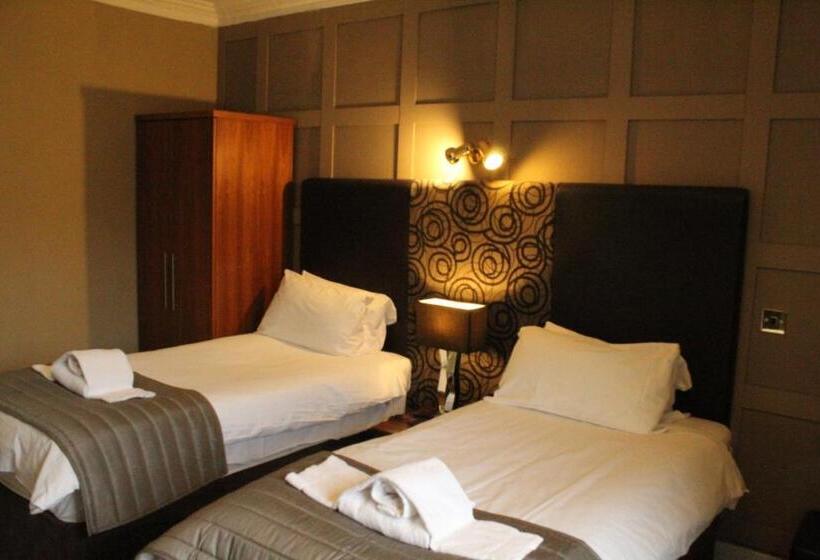 Семейный Номер, Glazert Country House