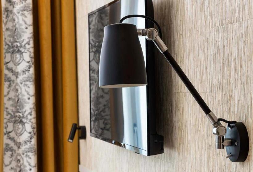 スタンダードルーム, Grand Hôtel Lévêque