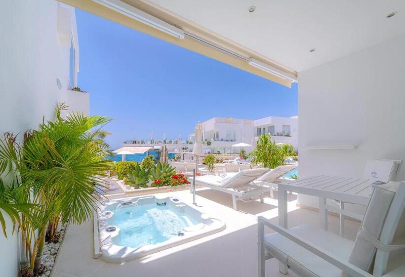 Люкс Deluxe Вид на Море, Lani S Suites De Luxe   Adults Only