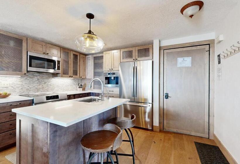 Апартаменты 3 Спальни, Majestic Chateaux