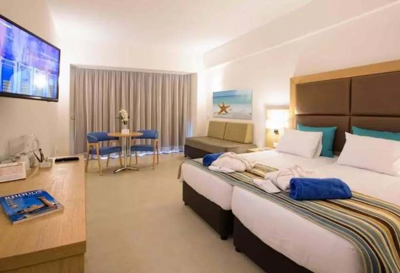 スタンダードルーム, Asterias Beach Resort