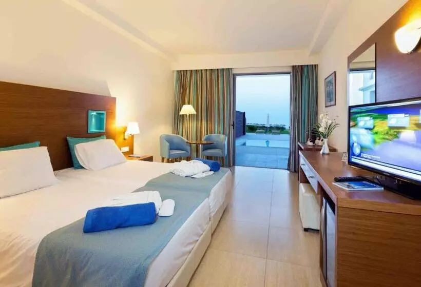 オーシャンビュージュニアスイート, Asterias Beach Resort