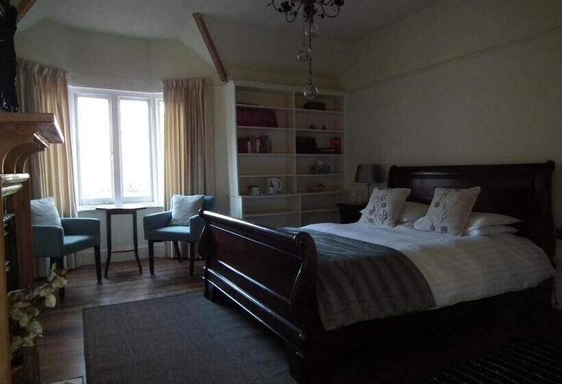 デラックスルーム, The Kingsley At Eversley