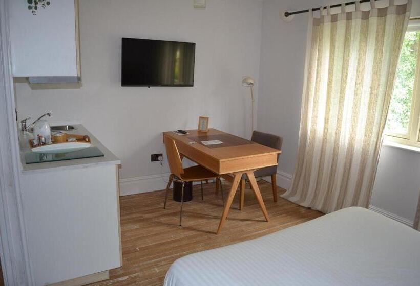 クラシックルーム, The Kingsley At Eversley