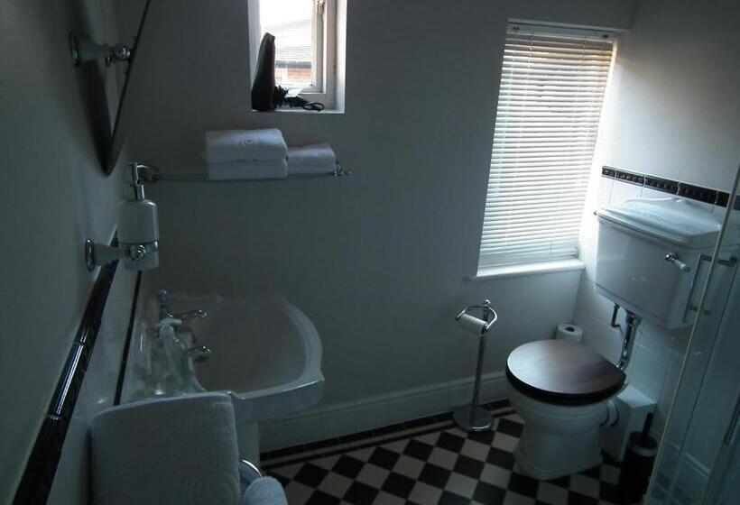 スタンダードシングルルーム, The Kingsley At Eversley