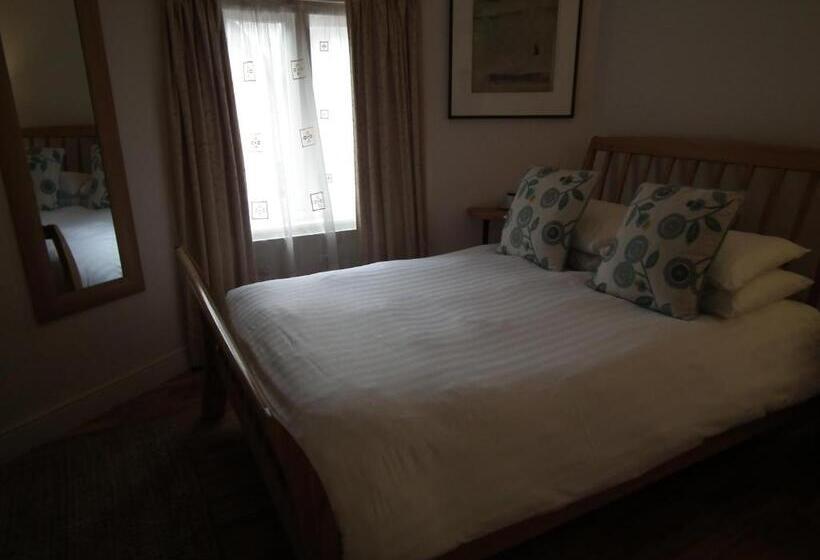 スタンダードシングルルーム, The Kingsley At Eversley