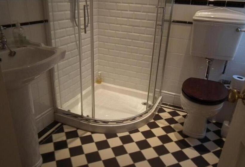 スタンダードシングルルーム, The Kingsley At Eversley